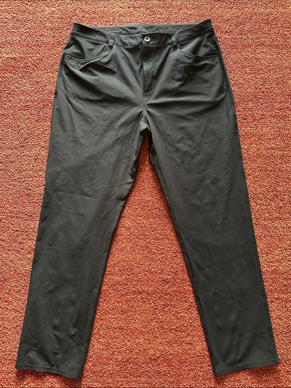 Vuori men’s Black Stretch Casual Pants